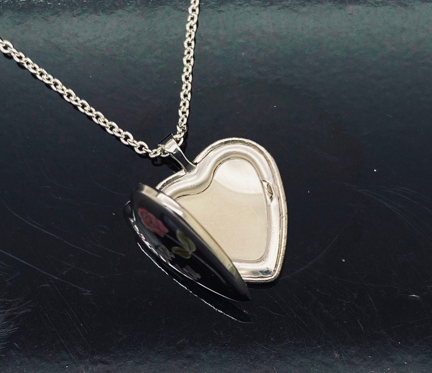 Heart I Love You Lily/Rose Locket Pendant Chain Necklace
