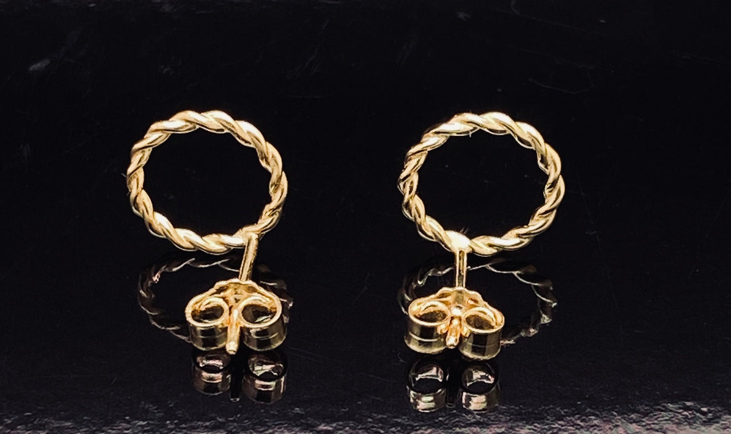 Yellow Gold Twisted Open Circle Round Pushback Stud Earrings