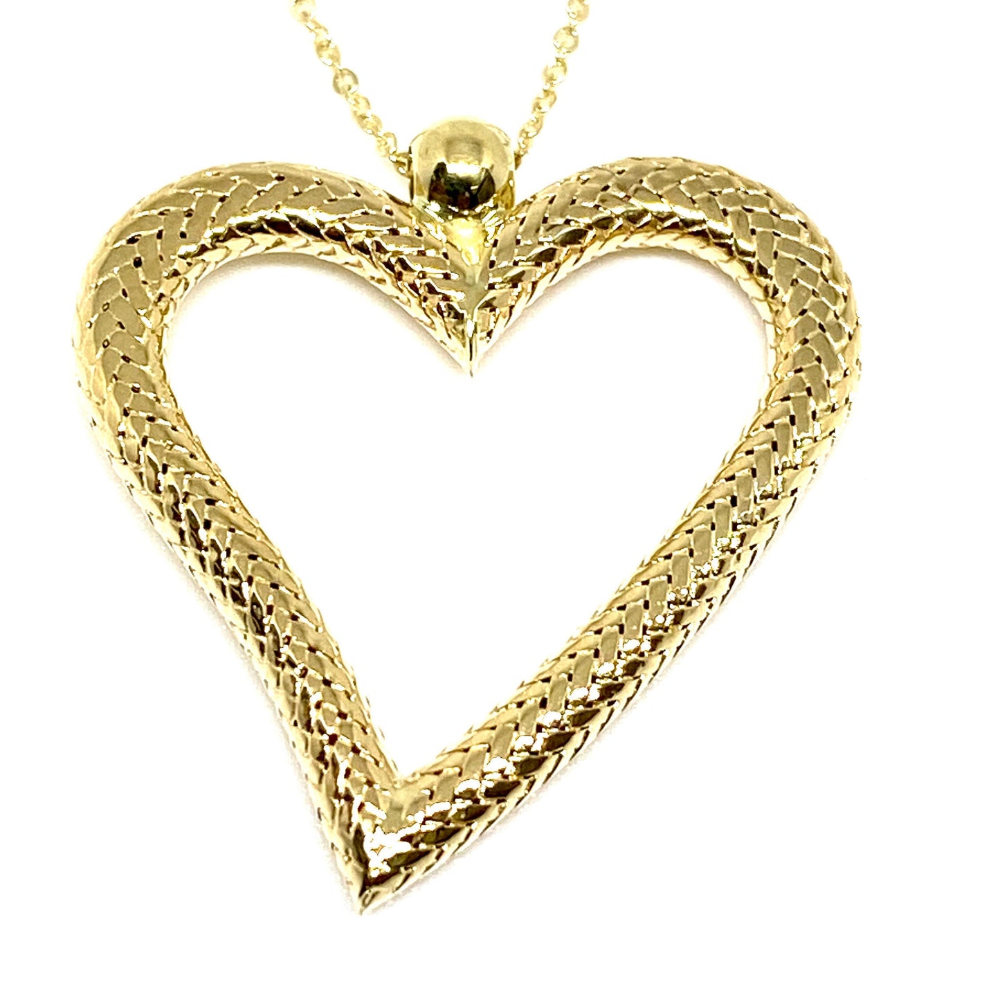 Yellow Gold Textured Open Heart Pendant Chain Necklace