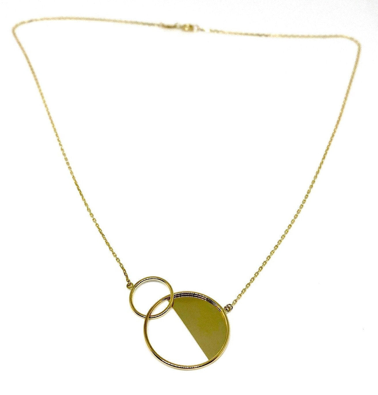Yellow Gold Round Geometric Circle Pendant Chain Necklace