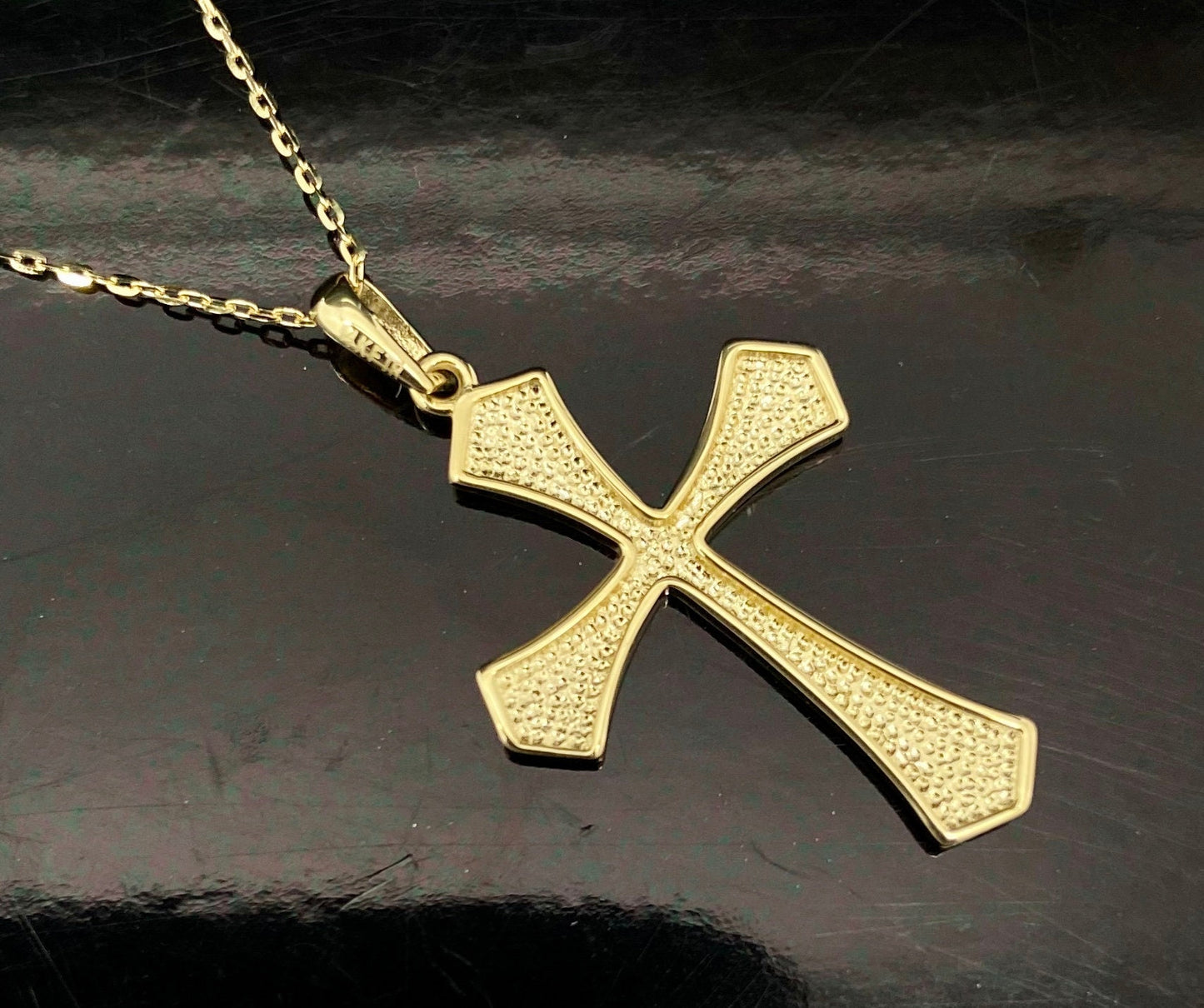 Yellow Gold High Polish Religious Cross Dangle Pendant Chain Necklace