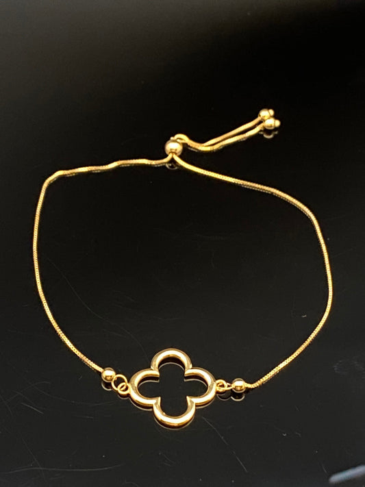 Yellow Gold Large Clover Adjustable Bolo Style Bracelet