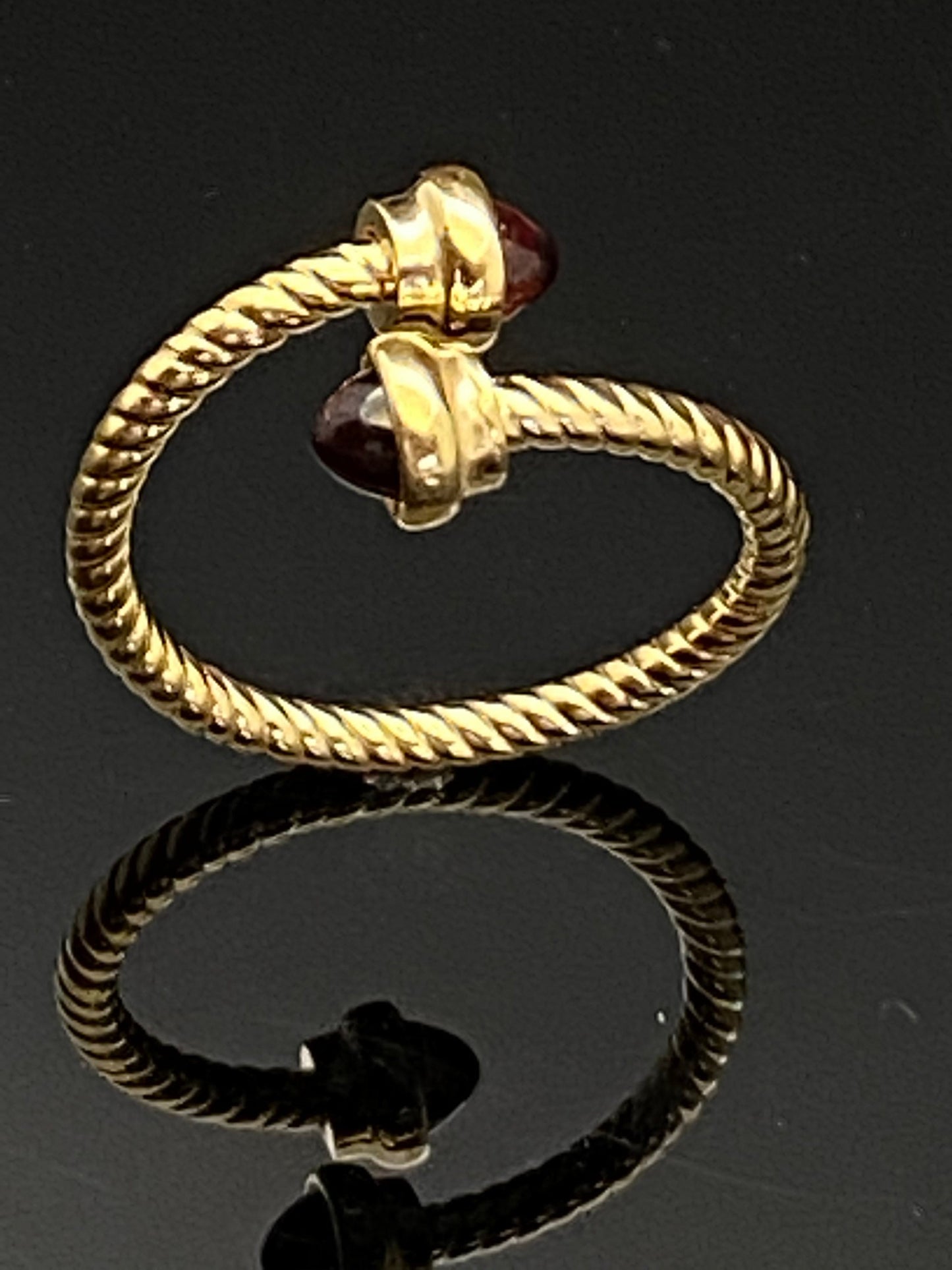 Yellow Gold Round Cut Red Garnet Bypass Cable Cocktail Ring