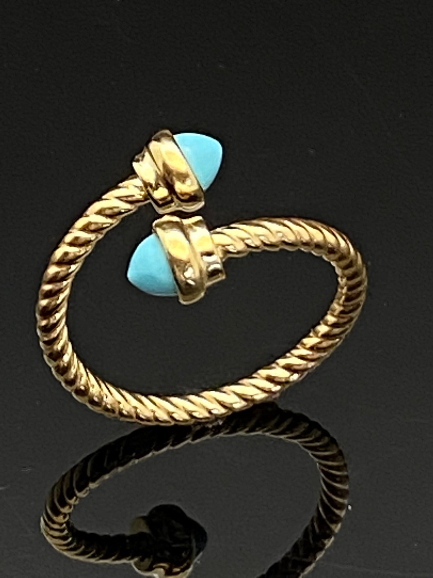 Yellow Gold Round Cut Turquoise Bypass Cable Cocktail Ring